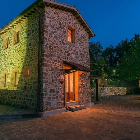 Villa Casale 6, Emma Montegiovi